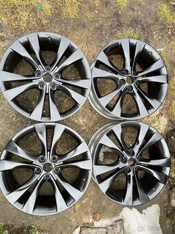 Alu R20 et45 5x120. Insignia OEM 13258242