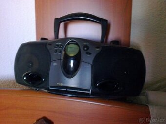 Grundig radiomagnetofon s CD