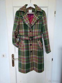 Krásný kabát na jaro/podzim TATUUM, 40