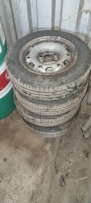 Letní pneu s disky Fabia I  málo jeté