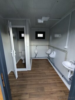 WC buňka se sanitárním zázemím