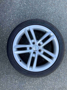 4ks kol z Audi A4 s letními pneu Sava 245/40/R18