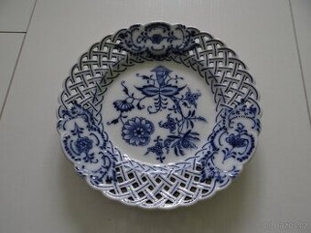 Prolamovaný porcelánový talíř Meissen