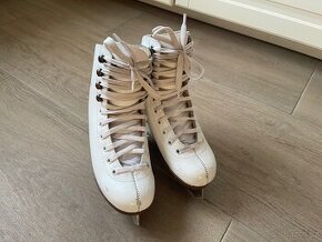 Zimní brusle Botas Dagmar,vel.32