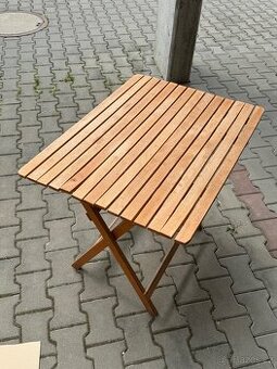 Dřevěný stůl - 1