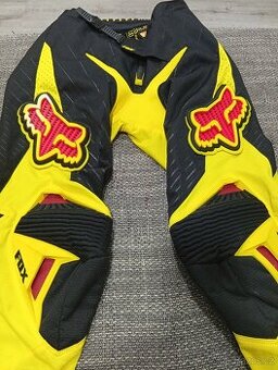 Prodám 2x použité kalhoty FOX na motocross,