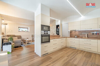 Prodej rodinného domu 5+kk, 220 m², Žižice
