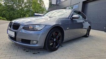 BMW E92 330xd 170kw - Manuál, Xenon, Sportsitze