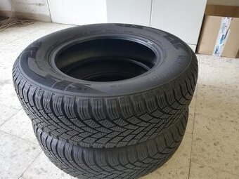 Zimní pneu 215/70R16