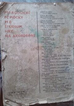Velmi stará škola hry na akordeon
