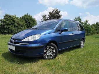 PEUGEOT 807 2.0HDi 80KW EL.DVEŘE,TAŽNÉ ZAŘ.TELEVIZE,SERVIS
