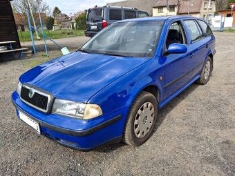 Škoda Octavia kombi 1,6i 16V