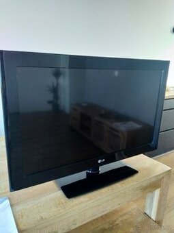 Prodám televizi LG 32LD550