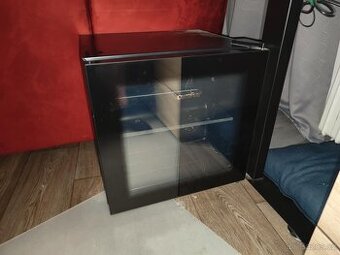 Minilednička Comfee