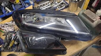 Prodám velice pěkný PP světlomet na Škoda Kodiaq