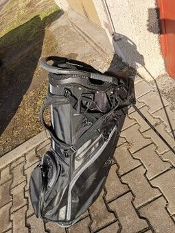 Vak na golfove hole.