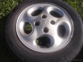 Litá kola s pneu na Peugeot, Citroen
