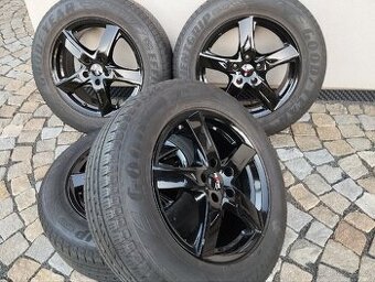 ALU 5x114,3 r17x7j ET 45, 225/65/17 celoroční Goodyear