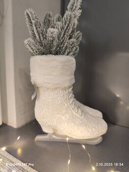 Vánoční váza ve tvaru bruslí -nová