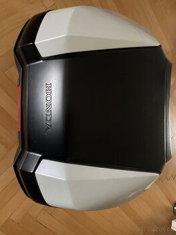 Honda Forza 350 bílá perleť, komfortní sedlo z paměťové pěny