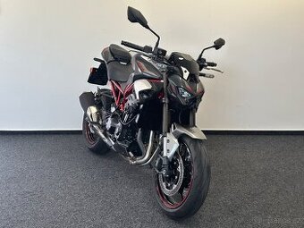Kawasaki Z 900 2025