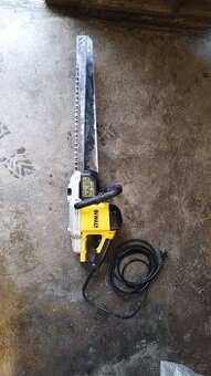 Pila DeWalt