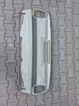 Prodám Škoda 105L, 120L zadní čelo + znak 120 GLS+ zástěrky