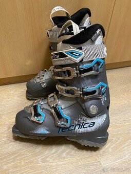 Tecnica lyžařské boty