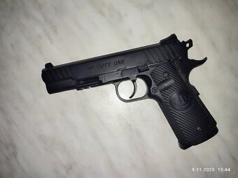 Prodám CO2 pistoli. Kompletní set  RYCHLÉ JEDNÁNÍ SLEVA 