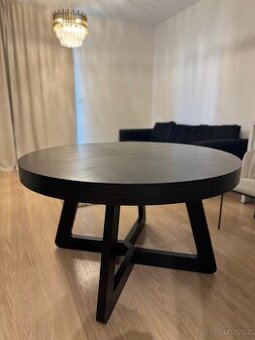 Rozkládací jídelní stůl – černý, moderní design Windsor & Co