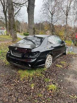 Mercedes-Benz w212 e220cdi na náhradní díly