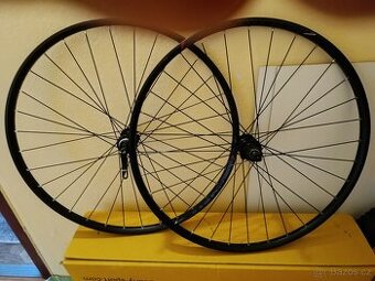 Ráfky zapletené 27,5x1,95 Rodi Disk nové a vycentrované