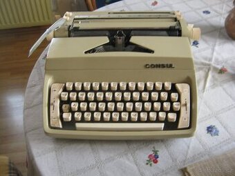 Psací stroj Consul