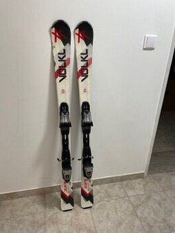 lyže 135sm volkl
