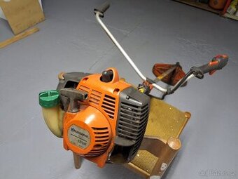 Husqvarna 125R křovinořez