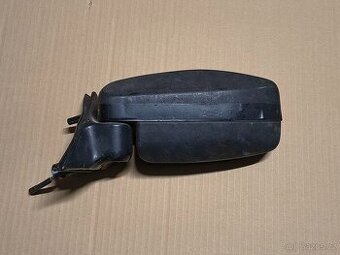 Zpětné zrcátko - Alfa Romeo 33