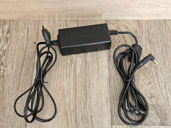 Nabíječka Sunny 65W 3,42A 19V 5,5 x 1,7mm