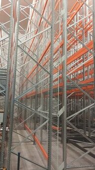 Montážní práce převážně v zahraničí