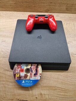 PS4 Slim - s ovladačem a GTA 5