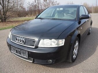 Audi A4 2.5 TDI KLIMA, park. senzory, 120KW