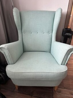 Křeslo - ušák včetně taburetu