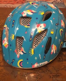 Dětská helma Alpina 47–51 cm – krásný stav