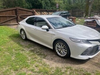 Prodám Camry 2.5 hybrid