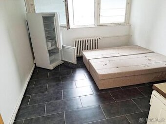 1+kk Kopřivnice, možnost zařízení... Cizinci nevadí. Volný.
