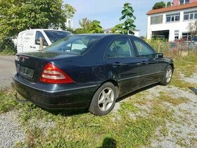 Mercedes benz C (w203) r.03 - Zadní nárazník