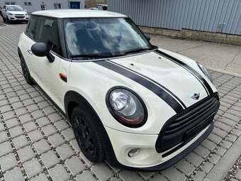 Mini One, rok 2016, 1.2 benzín, Sport edition