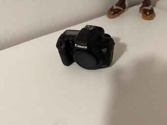 Canon 7D mark II - 1