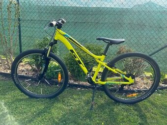 Juniorské kolo GT STOMPER PRIME, vel. 26