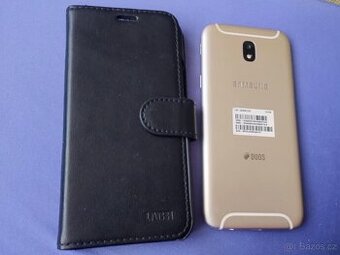 Mobilní telefon