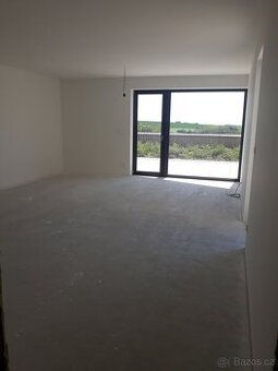 4+kk 112m2, terasa 95m2, skl.kóje 12m2